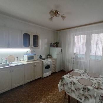 Сдается 1-комнатная квартира, 50 м²