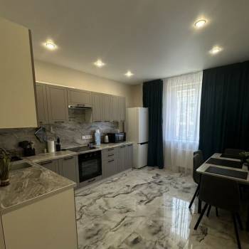 Сдается 1-комнатная квартира, 43 м²