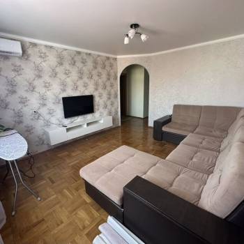 Сдается Многокомнатная квартира, 64 м²