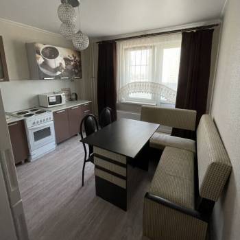 Сдается 2-х комнатная квартира, 62 м²