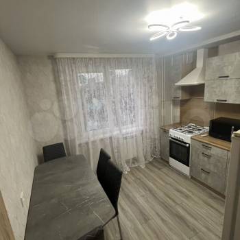 Сдается 1-комнатная квартира, 43 м²