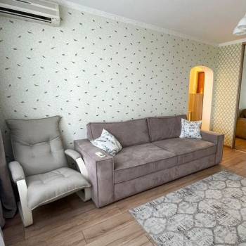 Сдается 2-х комнатная квартира, 42 м²