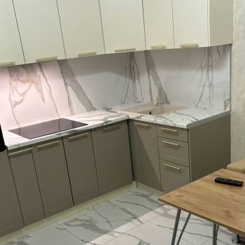 Сдается Многокомнатная квартира, 61 м²