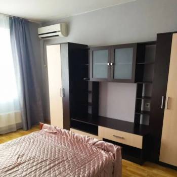 Сдается 1-комнатная квартира, 44 м²