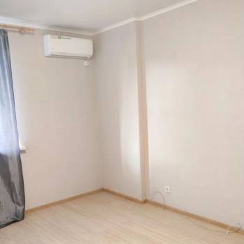 Продается 1-комнатная квартира, 35 м²