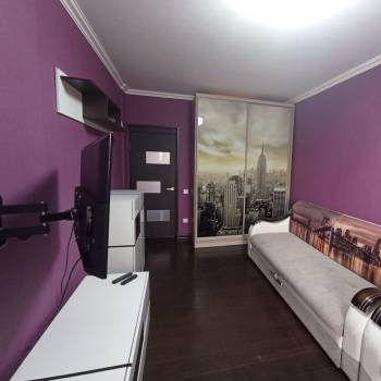 Продается 1-комнатная квартира, 39 м²