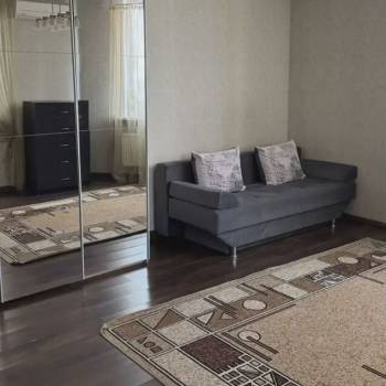 Сдается 2-х комнатная квартира, 65 м²