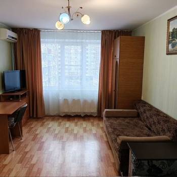 Сдается 1-комнатная квартира, 38 м²