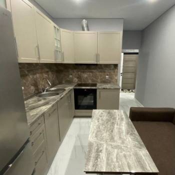 Сдается 1-комнатная квартира, 35 м²