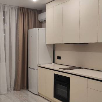 Сдается 1-комнатная квартира, 42,4 м²