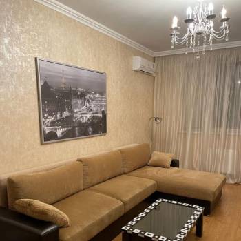 Сдается 2-х комнатная квартира, 68 м²