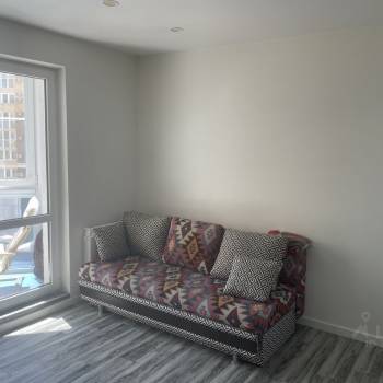 Продается 1-комнатная квартира, 53,3 м²