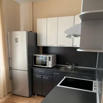 Продается 1-комнатная квартира, 34 м²