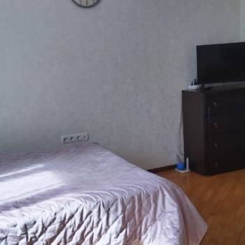 Продается 1-комнатная квартира, 52 м²