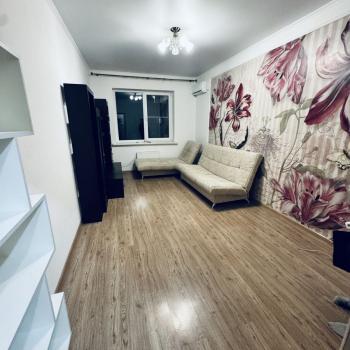 Сдается 1-комнатная квартира, 45 м²