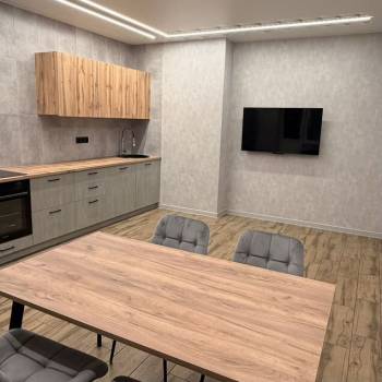 Сдается 2-х комнатная квартира, 73 м²