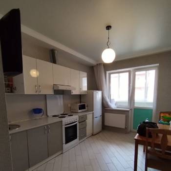 Продается 1-комнатная квартира, 38,6 м²