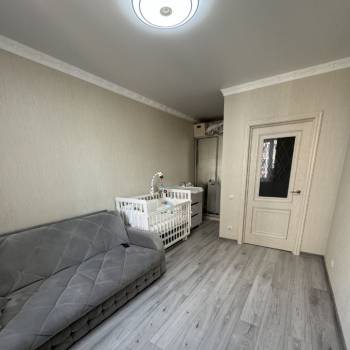Продается 1-комнатная квартира, 33 м²