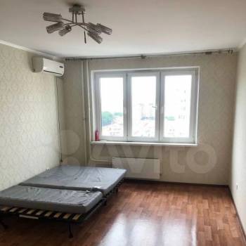Сдается 1-комнатная квартира, 37,5 м²