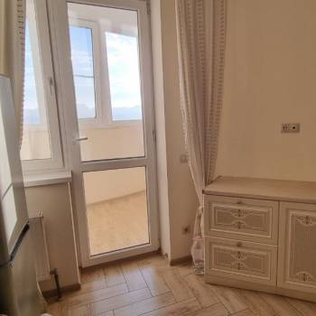 Сдается 1-комнатная квартира, 42 м²