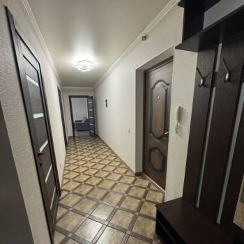 Сдается Многокомнатная квартира, 80 м²