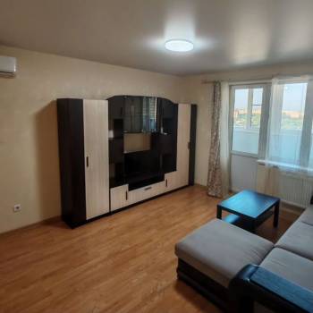 Сдается 2-х комнатная квартира, 58 м²