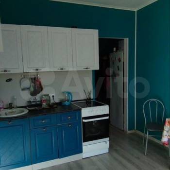 Продается 1-комнатная квартира, 37 м²