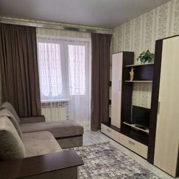 Сдается 1-комнатная квартира, 35 м²