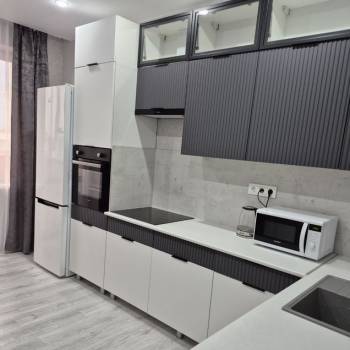 Сдается 1-комнатная квартира, 39 м²