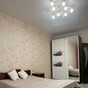 Продается 1-комнатная квартира, 50 м²