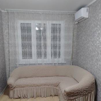 Сдается 1-комнатная квартира, 35 м²