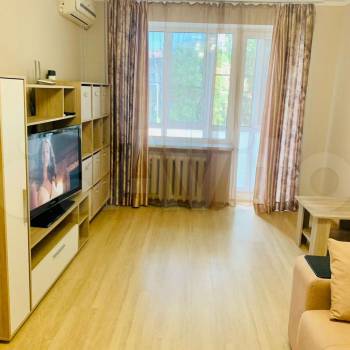 Сдается 1-комнатная квартира, 32 м²