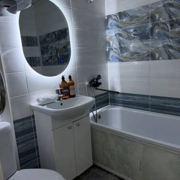 Сдается 1-комнатная квартира, 52 м²