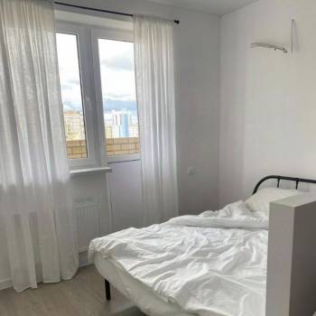 Сдается 1-комнатная квартира, 46 м²