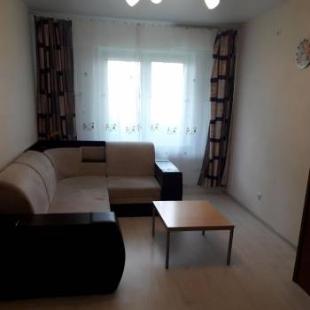 Сдается 1-комнатная квартира, 38 м²