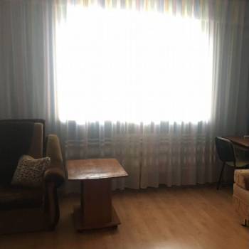 Сдается 1-комнатная квартира, 52 м²