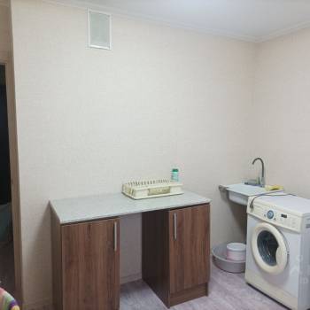 Сдается 1-комнатная квартира, 37 м²