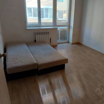 Продается 1-комнатная квартира, 35 м²
