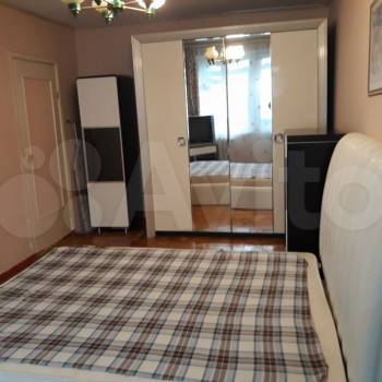 Сдается 1-комнатная квартира, 32 м²