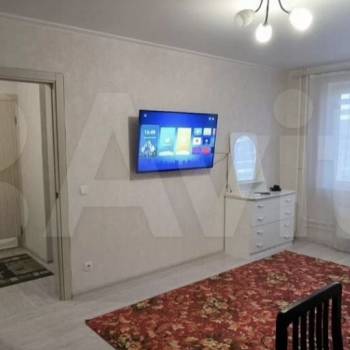 Сдается 1-комнатная квартира, 40 м²