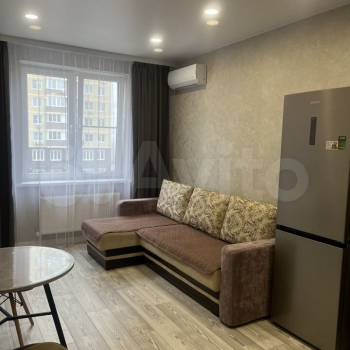 Сдается 1-комнатная квартира, 40 м²