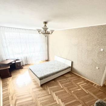 Сдается 1-комнатная квартира, 43 м²