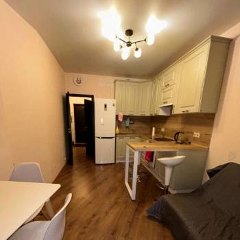 Сдается 1-комнатная квартира, 38 м²