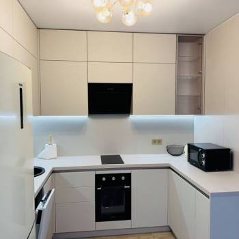 Сдается 2-х комнатная квартира, 60 м²