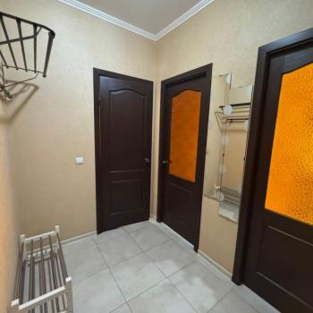 Сдается 1-комнатная квартира, 43 м²