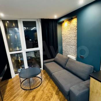 Сдается 1-комнатная квартира, 42 м²