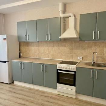 Сдается 1-комнатная квартира, 42 м²