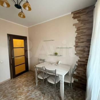 Сдается 1-комнатная квартира, 44 м²