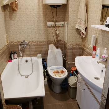 Продается 1-комнатная квартира, 32 м²