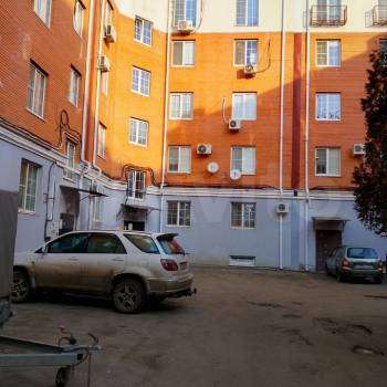 Продается 1-комнатная квартира, 32 м²